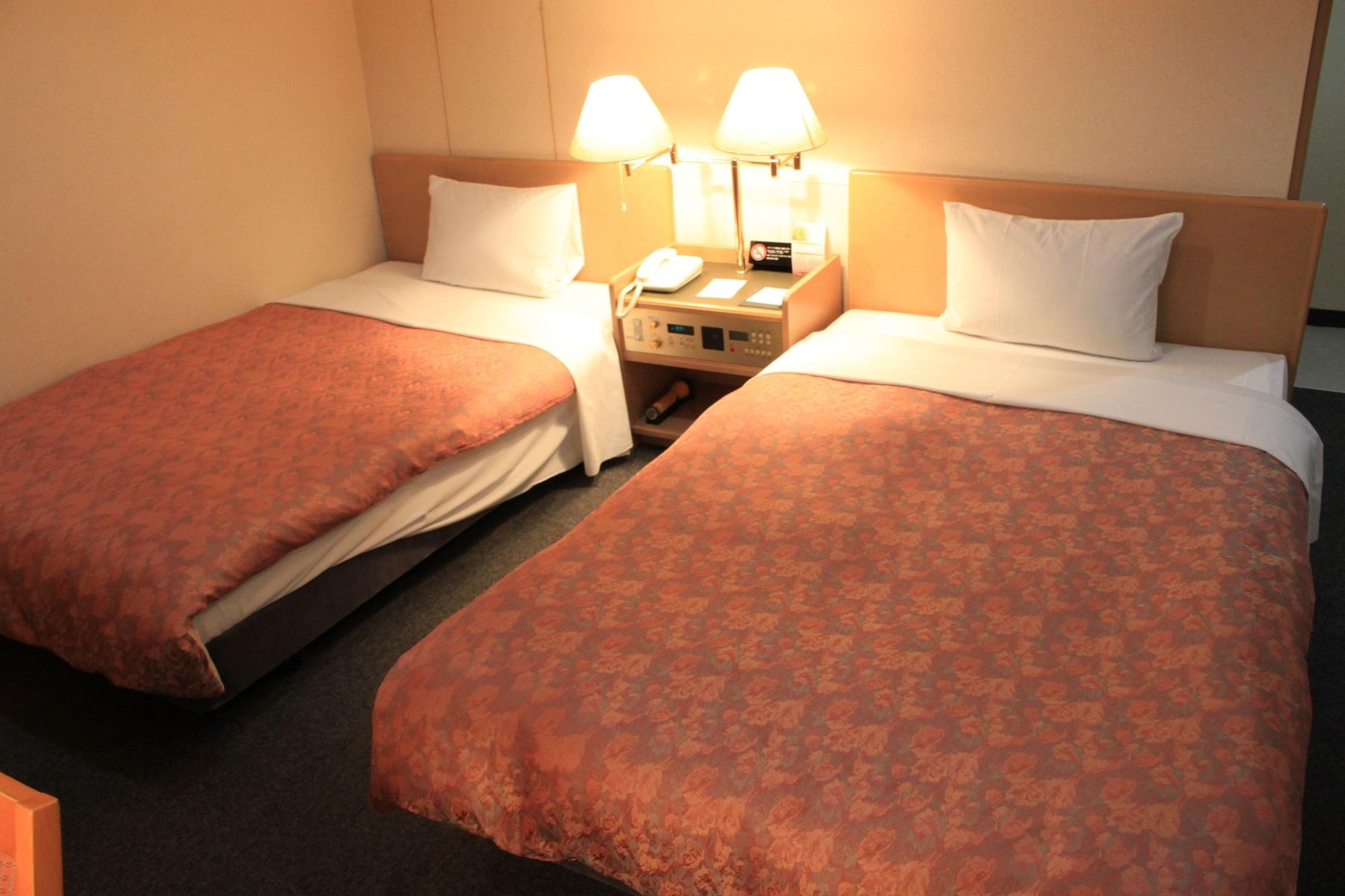 Hotel Ascent Inn Sapporo Bagian luar foto